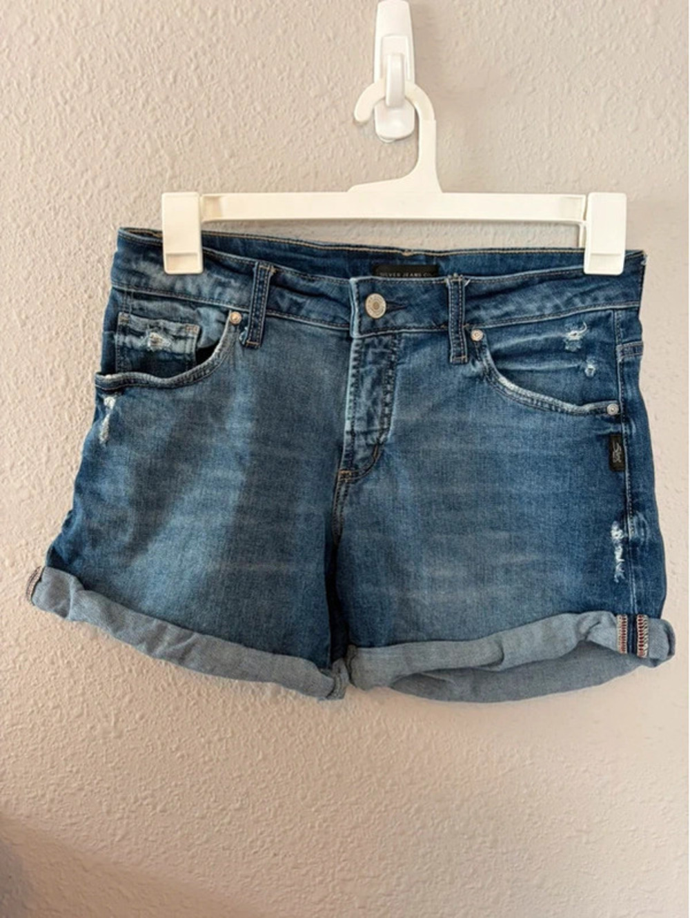 Silver Jeans Boyfriend Short size W27/L4.5
